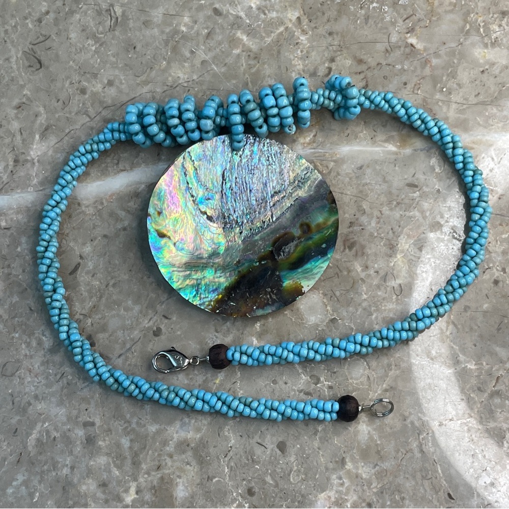 Lee Sands Abalone and Turquoise Beaded Necklace - Picture 3 of 7
